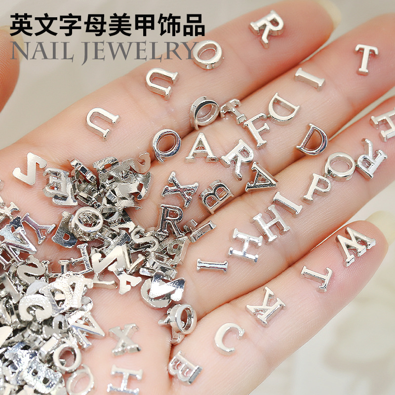 Art And Craft Letter Z - ชุดตกแต่งเล็บ 26 ชิ้น ตัวอักษรภาษาอังกฤษ A-Z สีเงิน