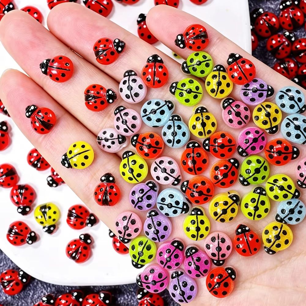 Art Craft Ladybug - ชาร์มติดเล็บรูปเต่าทองน่ารัก 50 ชิ้น ลายการ์ตูนเต่าทองน่ารัก ประดับด้วยกลิตเตอร์เรซิ่น สำหรับตกแต่งเล็บ